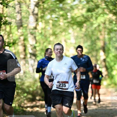 06.10.2024 - Bramfelder Halbmarathon 2024 Dr. Thomas Lammeyer http://msf.ph/oto/7338915 06.10.2024 10:29:23 Laufen 235 meine-sportfotos.de
