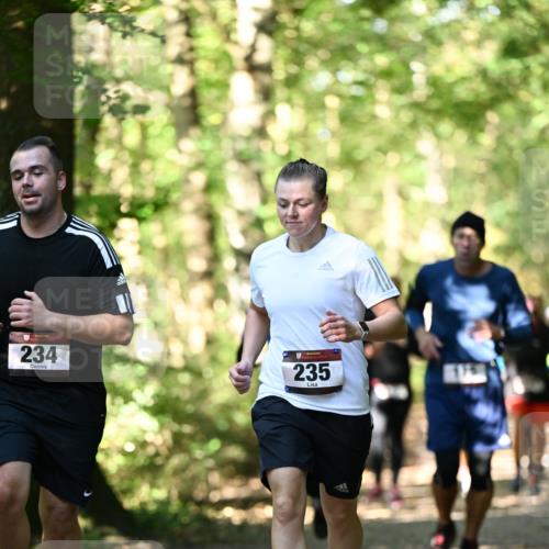 06.10.2024 - Bramfelder Halbmarathon 2024 Dr. Thomas Lammeyer http://msf.ph/oto/7338919 06.10.2024 10:29:24 Laufen 234, 235, 176 meine-sportfotos.de