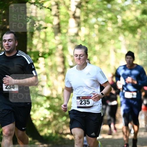06.10.2024 - Bramfelder Halbmarathon 2024 Dr. Thomas Lammeyer http://msf.ph/oto/7338920 06.10.2024 10:29:24 Laufen 234, 3, 235 meine-sportfotos.de