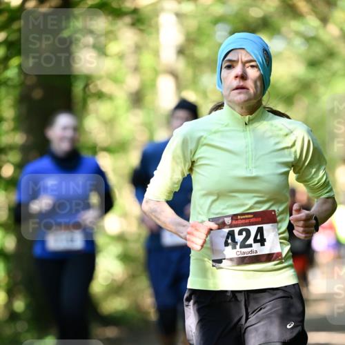 06.10.2024 - Bramfelder Halbmarathon 2024 Dr. Thomas Lammeyer http://msf.ph/oto/7338936 06.10.2024 10:29:27 Laufen 33, 424 meine-sportfotos.de