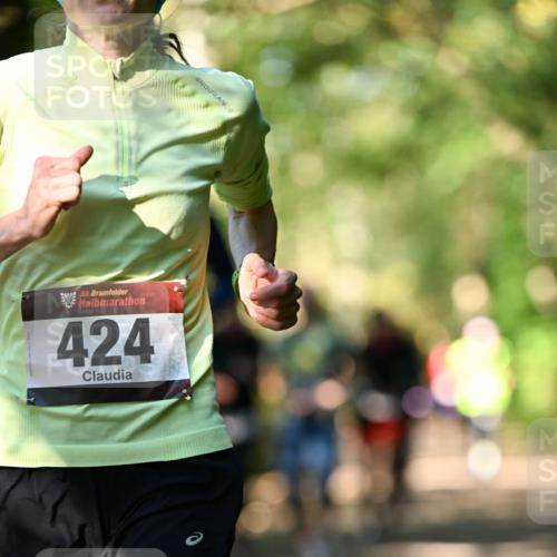 06.10.2024 - Bramfelder Halbmarathon 2024 Dr. Thomas Lammeyer http://msf.ph/oto/7338940 06.10.2024 10:29:27 Laufen 33, 424 meine-sportfotos.de
