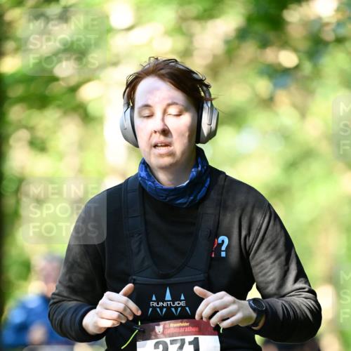 06.10.2024 - Bramfelder Halbmarathon 2024 Dr. Thomas Lammeyer http://msf.ph/oto/7339051 06.10.2024 10:29:55 Laufen 33, 271 meine-sportfotos.de