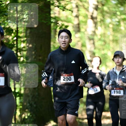 06.10.2024 - Bramfelder Halbmarathon 2024 Dr. Thomas Lammeyer http://msf.ph/oto/7339091 06.10.2024 10:30:11 Laufen 200, 282, 198 meine-sportfotos.de