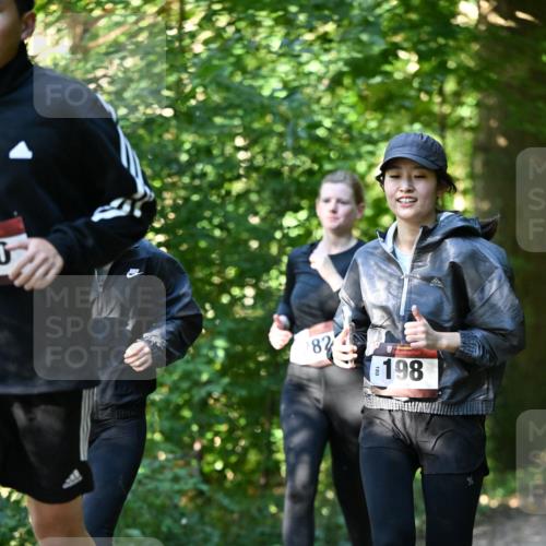 06.10.2024 - Bramfelder Halbmarathon 2024 Dr. Thomas Lammeyer http://msf.ph/oto/7339105 06.10.2024 10:30:14 Laufen 8198 meine-sportfotos.de