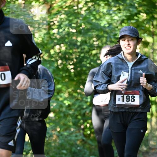 06.10.2024 - Bramfelder Halbmarathon 2024 Dr. Thomas Lammeyer http://msf.ph/oto/7339107 06.10.2024 10:30:14 Laufen 0, 282, 189, 198 meine-sportfotos.de