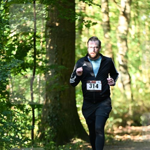 06.10.2024 - Bramfelder Halbmarathon 2024 Dr. Thomas Lammeyer http://msf.ph/oto/7339183 06.10.2024 10:30:50 Laufen 180, 314 meine-sportfotos.de