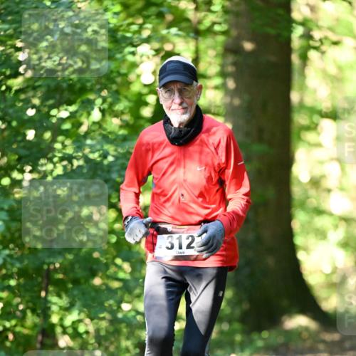 06.10.2024 - Bramfelder Halbmarathon 2024 Dr. Thomas Lammeyer http://msf.ph/oto/7339216 06.10.2024 10:31:08 Laufen 312 meine-sportfotos.de