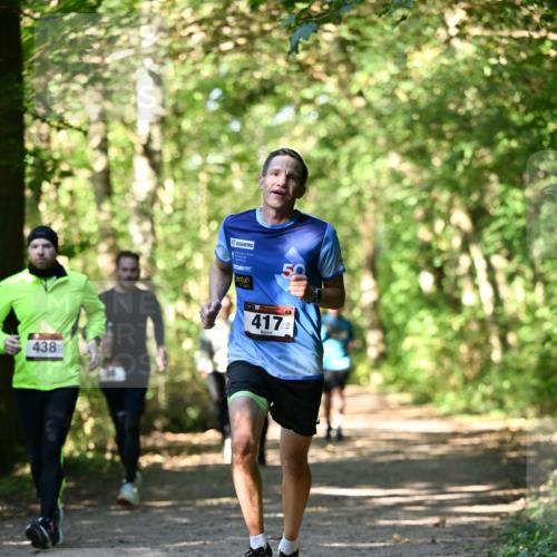 06.10.2024 - Bramfelder Halbmarathon 2024 Dr. Thomas Lammeyer http://msf.ph/oto/7339236 06.10.2024 10:31:24 Laufen 438, 417 meine-sportfotos.de