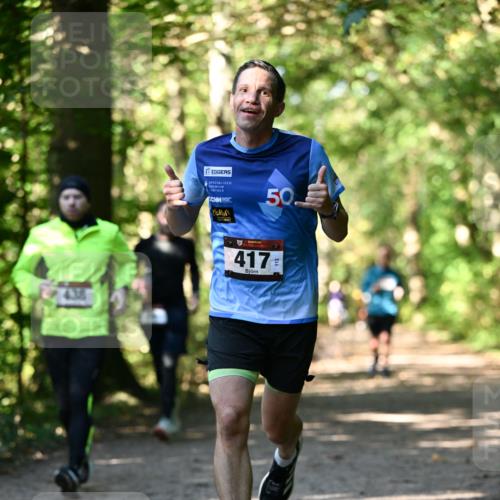 06.10.2024 - Bramfelder Halbmarathon 2024 Dr. Thomas Lammeyer http://msf.ph/oto/7339242 06.10.2024 10:31:25 Laufen 438, 50, 417 meine-sportfotos.de