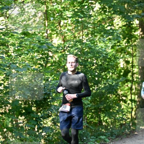 06.10.2024 - Bramfelder Halbmarathon 2024 Dr. Thomas Lammeyer http://msf.ph/oto/7339252 06.10.2024 10:31:28 Laufen 38 meine-sportfotos.de