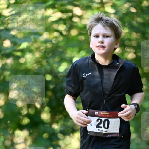 06.10.2024 - Bramfelder Halbmarathon 2024 Dr. Thomas Lammeyer http://msf.ph/oto/7339313 06.10.2024 10:31:52 Laufen 33, 20 meine-sportfotos.de
