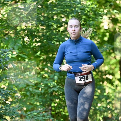 06.10.2024 - Bramfelder Halbmarathon 2024 Dr. Thomas Lammeyer http://msf.ph/oto/7339332 06.10.2024 10:32:18 Laufen 298 meine-sportfotos.de