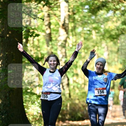 06.10.2024 - Bramfelder Halbmarathon 2024 Dr. Thomas Lammeyer http://msf.ph/oto/7339405 06.10.2024 10:32:53 Laufen 155, 156 meine-sportfotos.de