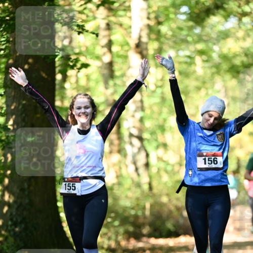 06.10.2024 - Bramfelder Halbmarathon 2024 Dr. Thomas Lammeyer http://msf.ph/oto/7339408 06.10.2024 10:32:54 Laufen 156, 155 meine-sportfotos.de