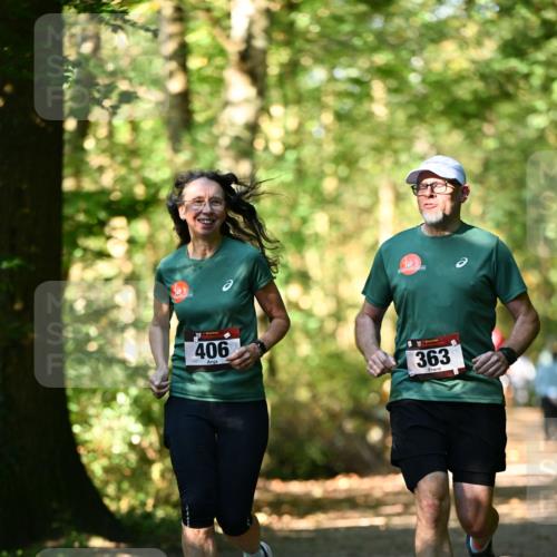 06.10.2024 - Bramfelder Halbmarathon 2024 Dr. Thomas Lammeyer http://msf.ph/oto/7339430 06.10.2024 10:32:58 Laufen 406, 363 meine-sportfotos.de