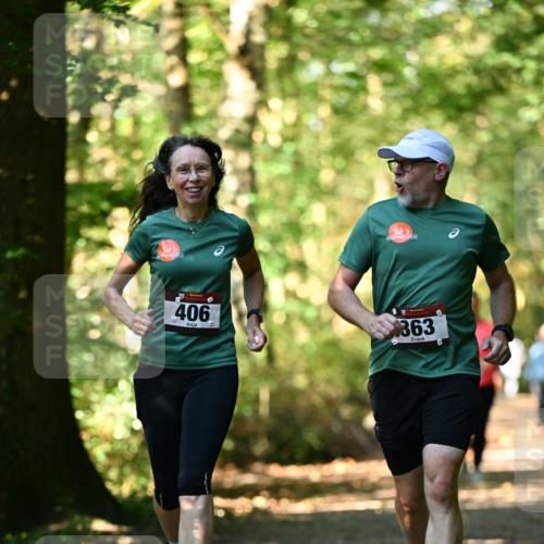 06.10.2024 - Bramfelder Halbmarathon 2024 Dr. Thomas Lammeyer http://msf.ph/oto/7339432 06.10.2024 10:32:58 Laufen 406, 363 meine-sportfotos.de