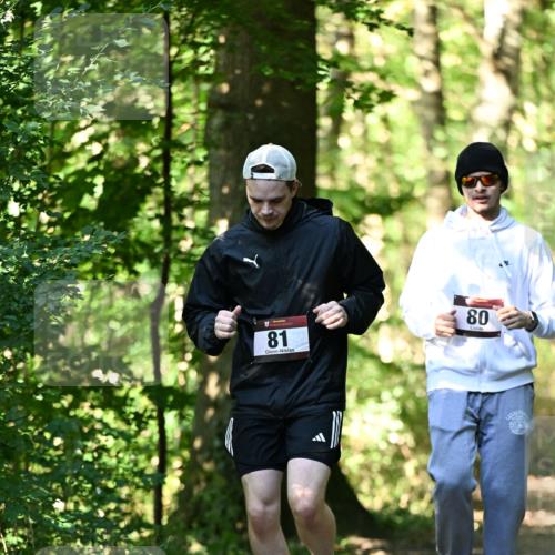 06.10.2024 - Bramfelder Halbmarathon 2024 Dr. Thomas Lammeyer http://msf.ph/oto/7339490 06.10.2024 10:33:44 Laufen 81, 80 meine-sportfotos.de