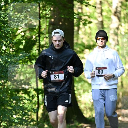 06.10.2024 - Bramfelder Halbmarathon 2024 Dr. Thomas Lammeyer http://msf.ph/oto/7339492 06.10.2024 10:33:44 Laufen 81, 80 meine-sportfotos.de