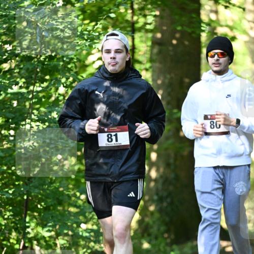 06.10.2024 - Bramfelder Halbmarathon 2024 Dr. Thomas Lammeyer http://msf.ph/oto/7339497 06.10.2024 10:33:45 Laufen 81, 8 meine-sportfotos.de