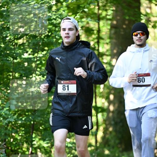 06.10.2024 - Bramfelder Halbmarathon 2024 Dr. Thomas Lammeyer http://msf.ph/oto/7339499 06.10.2024 10:33:45 Laufen 81, 80 meine-sportfotos.de