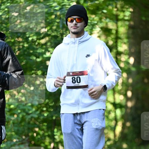 06.10.2024 - Bramfelder Halbmarathon 2024 Dr. Thomas Lammeyer http://msf.ph/oto/7339507 06.10.2024 10:33:46 Laufen 33, 80 meine-sportfotos.de