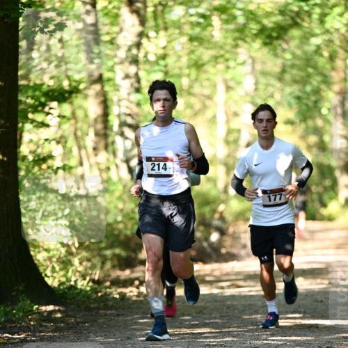 06.10.2024 - Bramfelder Halbmarathon 2024 Dr. Thomas Lammeyer http://msf.ph/oto/7339523 06.10.2024 10:34:24 Laufen 214, 177 meine-sportfotos.de
