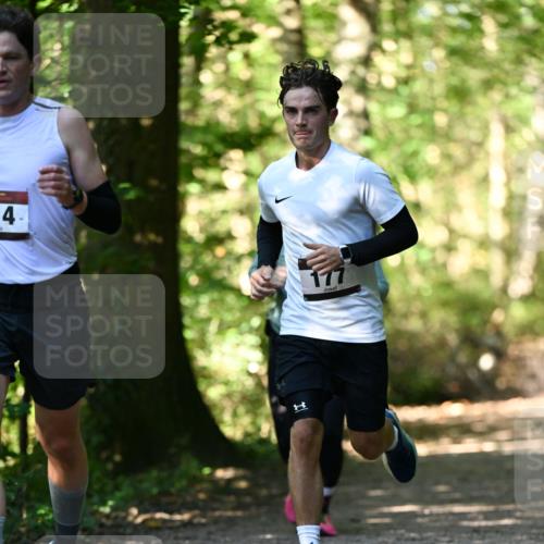 06.10.2024 - Bramfelder Halbmarathon 2024 Dr. Thomas Lammeyer http://msf.ph/oto/7339534 06.10.2024 10:34:26 Laufen 4, 1 meine-sportfotos.de