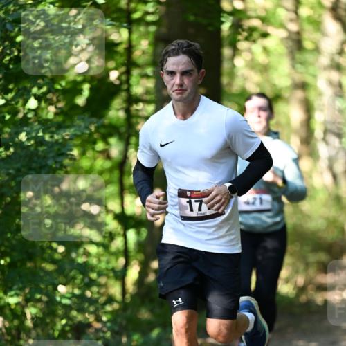 06.10.2024 - Bramfelder Halbmarathon 2024 Dr. Thomas Lammeyer http://msf.ph/oto/7339540 06.10.2024 10:34:27 Laufen 17 meine-sportfotos.de