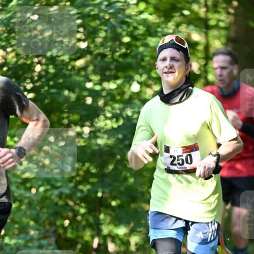 06.10.2024 - Bramfelder Halbmarathon 2024 Dr. Thomas Lammeyer http://msf.ph/oto/7339569 06.10.2024 10:34:43 Laufen 11, 250 meine-sportfotos.de
