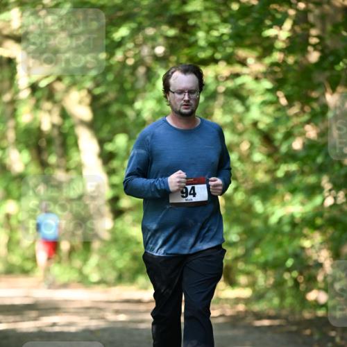 06.10.2024 - Bramfelder Halbmarathon 2024 Dr. Thomas Lammeyer http://msf.ph/oto/7339596 06.10.2024 10:35:34 Laufen 94 meine-sportfotos.de