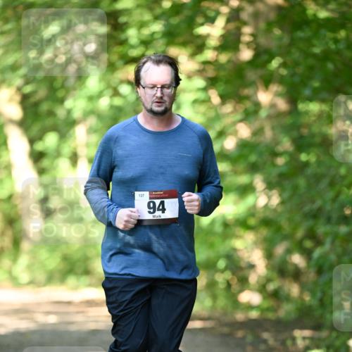 06.10.2024 - Bramfelder Halbmarathon 2024 Dr. Thomas Lammeyer http://msf.ph/oto/7339603 06.10.2024 10:35:35 Laufen 137, 33, 94 meine-sportfotos.de