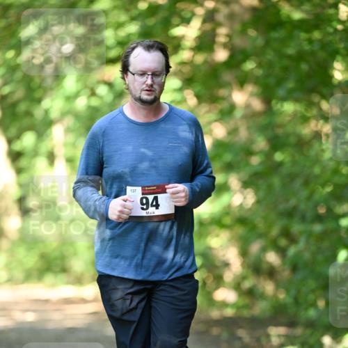 06.10.2024 - Bramfelder Halbmarathon 2024 Dr. Thomas Lammeyer http://msf.ph/oto/7339606 06.10.2024 10:35:35 Laufen 137, 33, 94 meine-sportfotos.de