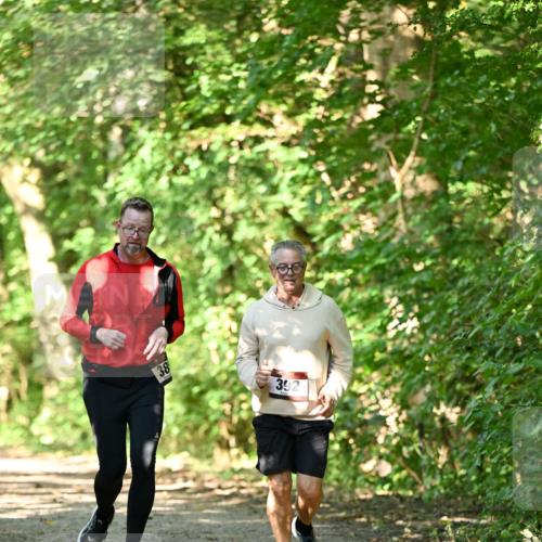 06.10.2024 - Bramfelder Halbmarathon 2024 Dr. Thomas Lammeyer http://msf.ph/oto/7339613 06.10.2024 10:36:03 Laufen 38, 392 meine-sportfotos.de