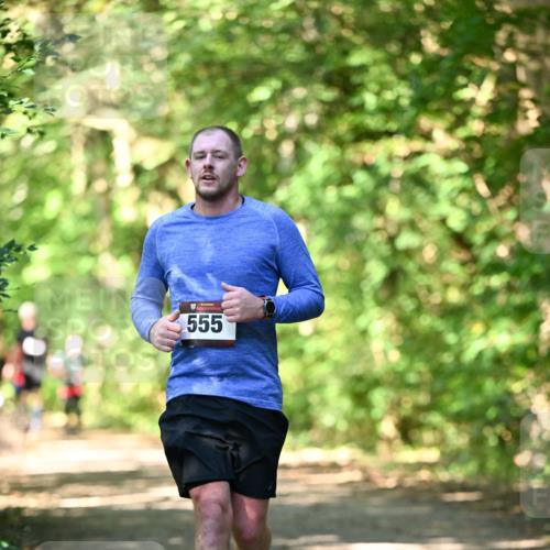 06.10.2024 - Bramfelder Halbmarathon 2024 Dr. Thomas Lammeyer http://msf.ph/oto/7339672 06.10.2024 10:36:23 Laufen 555 meine-sportfotos.de