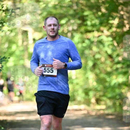 06.10.2024 - Bramfelder Halbmarathon 2024 Dr. Thomas Lammeyer http://msf.ph/oto/7339677 06.10.2024 10:36:23 Laufen 555 meine-sportfotos.de