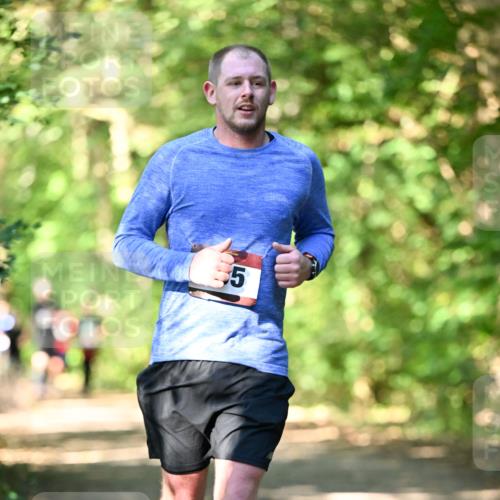 06.10.2024 - Bramfelder Halbmarathon 2024 Dr. Thomas Lammeyer http://msf.ph/oto/7339680 06.10.2024 10:36:24 Laufen 5 meine-sportfotos.de