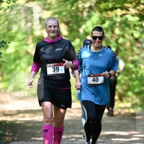 06.10.2024 - Bramfelder Halbmarathon 2024 Dr. Thomas Lammeyer http://msf.ph/oto/7339791 06.10.2024 10:37:29 Laufen 39, 59, 40, 40 meine-sportfotos.de