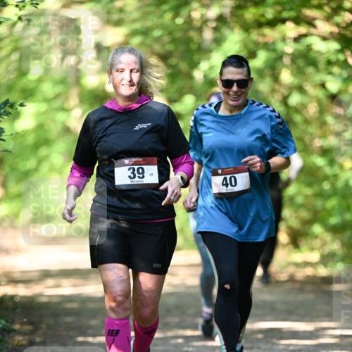 06.10.2024 - Bramfelder Halbmarathon 2024 Dr. Thomas Lammeyer http://msf.ph/oto/7339792 06.10.2024 10:37:29 Laufen 39, 59, 40 meine-sportfotos.de