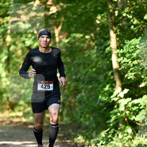 06.10.2024 - Bramfelder Halbmarathon 2024 Dr. Thomas Lammeyer http://msf.ph/oto/7339809 06.10.2024 10:38:16 Laufen 425 meine-sportfotos.de