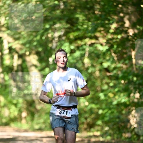 06.10.2024 - Bramfelder Halbmarathon 2024 Dr. Thomas Lammeyer http://msf.ph/oto/7339829 06.10.2024 10:38:56 Laufen 371 meine-sportfotos.de