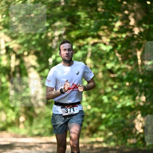 06.10.2024 - Bramfelder Halbmarathon 2024 Dr. Thomas Lammeyer http://msf.ph/oto/7339830 06.10.2024 10:38:56 Laufen 371 meine-sportfotos.de