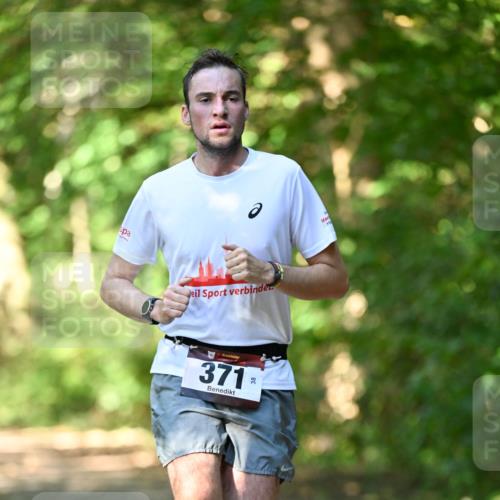 06.10.2024 - Bramfelder Halbmarathon 2024 Dr. Thomas Lammeyer http://msf.ph/oto/7339840 06.10.2024 10:38:57 Laufen 3, 371 meine-sportfotos.de