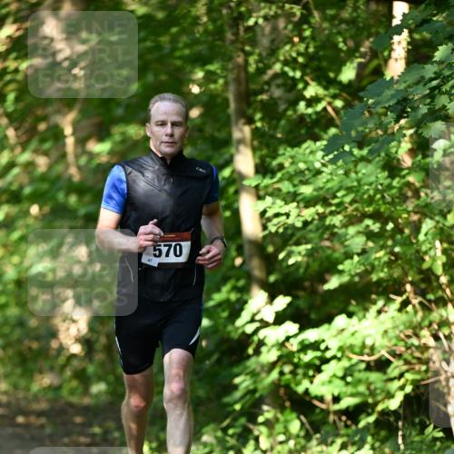 06.10.2024 - Bramfelder Halbmarathon 2024 Dr. Thomas Lammeyer http://msf.ph/oto/7339885 06.10.2024 10:39:41 Laufen 47, 570 meine-sportfotos.de