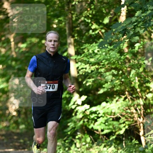 06.10.2024 - Bramfelder Halbmarathon 2024 Dr. Thomas Lammeyer http://msf.ph/oto/7339886 06.10.2024 10:39:41 Laufen 570 meine-sportfotos.de