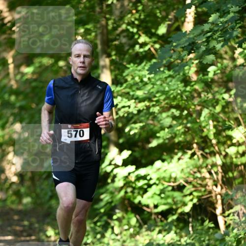 06.10.2024 - Bramfelder Halbmarathon 2024 Dr. Thomas Lammeyer http://msf.ph/oto/7339887 06.10.2024 10:39:41 Laufen 47, 570 meine-sportfotos.de