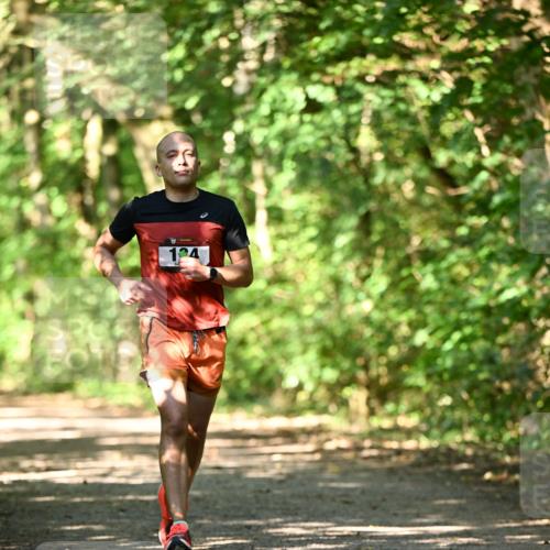 06.10.2024 - Bramfelder Halbmarathon 2024 Dr. Thomas Lammeyer http://msf.ph/oto/7339897 06.10.2024 10:40:09 Laufen 194 meine-sportfotos.de