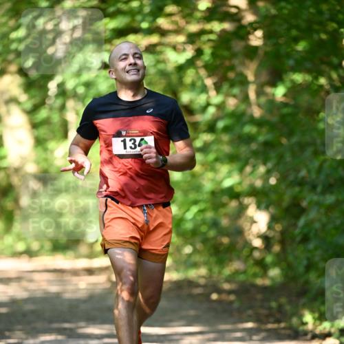 06.10.2024 - Bramfelder Halbmarathon 2024 Dr. Thomas Lammeyer http://msf.ph/oto/7339908 06.10.2024 10:40:10 Laufen 134 meine-sportfotos.de
