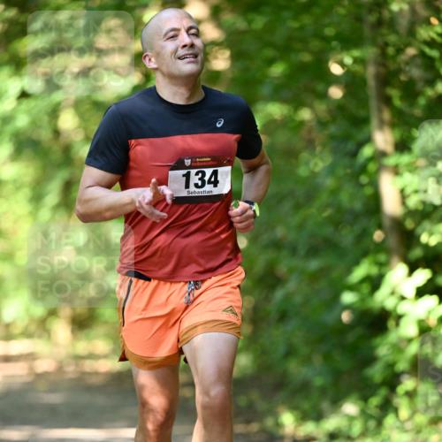 06.10.2024 - Bramfelder Halbmarathon 2024 Dr. Thomas Lammeyer http://msf.ph/oto/7339915 06.10.2024 10:40:11 Laufen 33, 134 meine-sportfotos.de