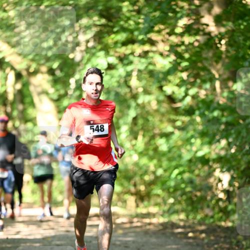 06.10.2024 - Bramfelder Halbmarathon 2024 Dr. Thomas Lammeyer http://msf.ph/oto/7339931 06.10.2024 10:40:20 Laufen 548 meine-sportfotos.de