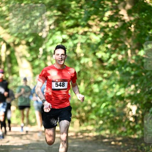 06.10.2024 - Bramfelder Halbmarathon 2024 Dr. Thomas Lammeyer http://msf.ph/oto/7339932 06.10.2024 10:40:20 Laufen 548 meine-sportfotos.de